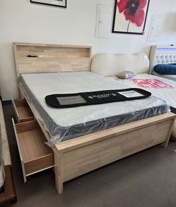 Light Wood Platform Bed Frame with Storage Drawers