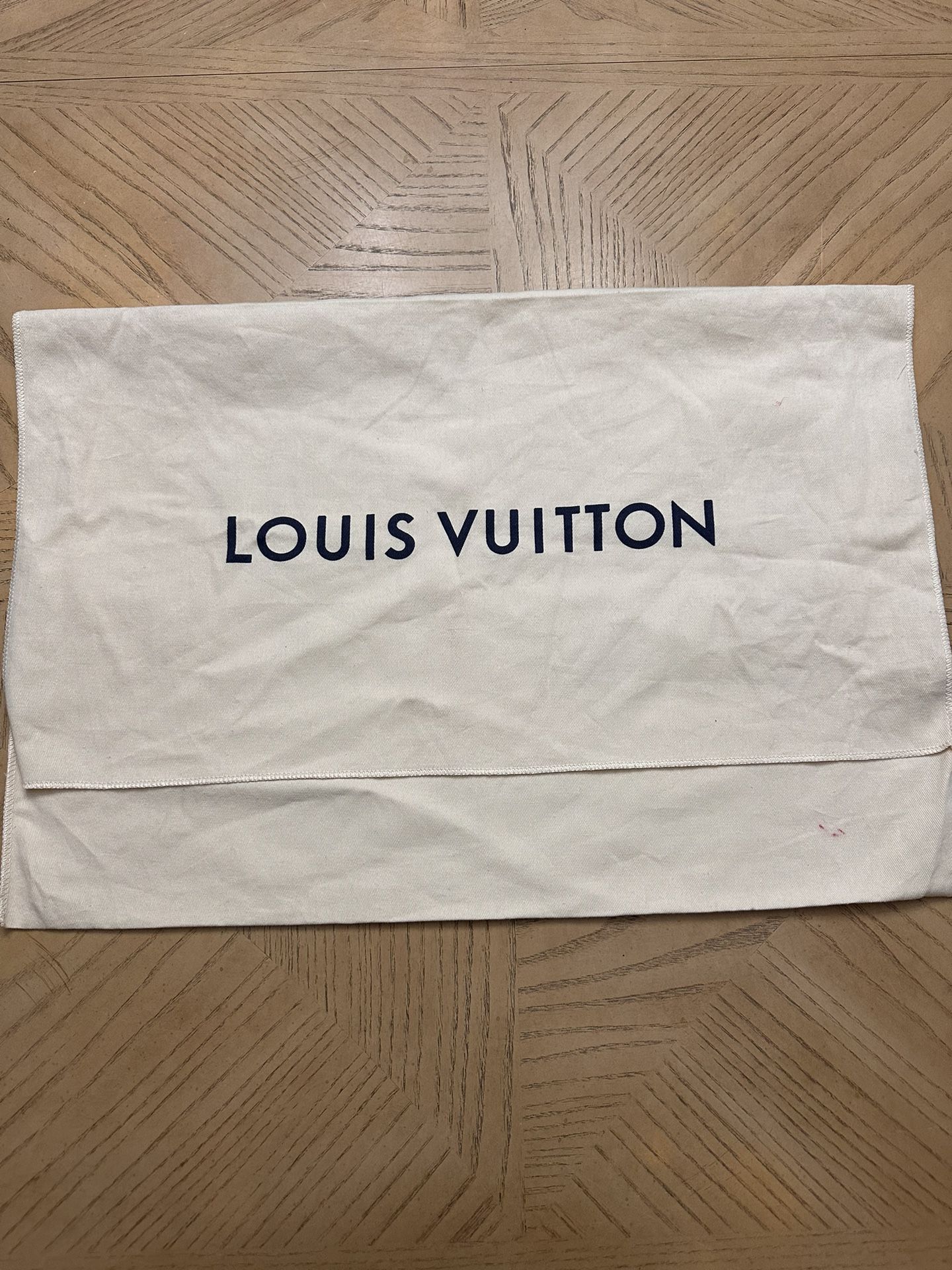 LOUIS VUITTON FLAP OVER DUST COVER DUST BAG  22”x15” Few marks