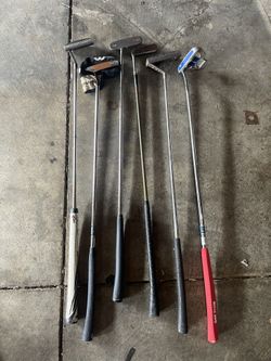 Random Putters