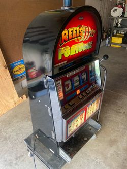 Universal Slot Machine