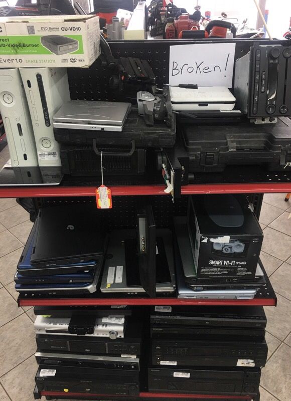 Broken electronics. Come make an offer for Sale in Davie, FL - OfferUp