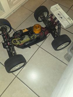 Rc truggy losi eight 1/8