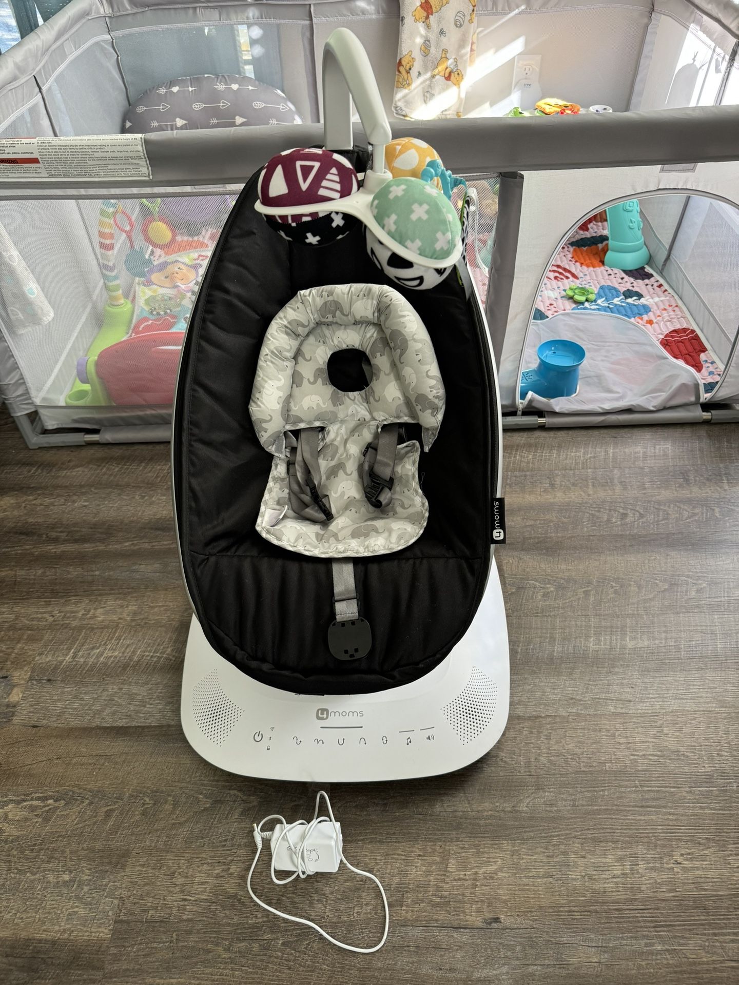 4 Moms Baby Swing