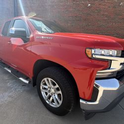 2019 RED CHEVY SILVERADO 