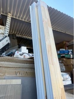 Hi everyone we this real wood base boards   We have three bundles each bundle come set 12 pcs.  We selling by bundles only $108 each  dozen.  We three