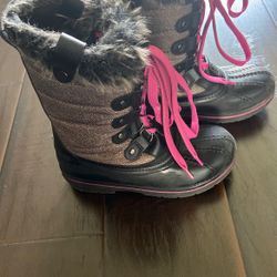 Girls Winter Boots Size 3