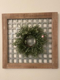 Farmhouse Wood and Metal Grid Wall Decor with Wreath