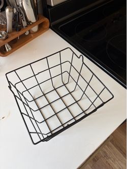 Square fruit bowl