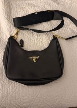 Small black purse