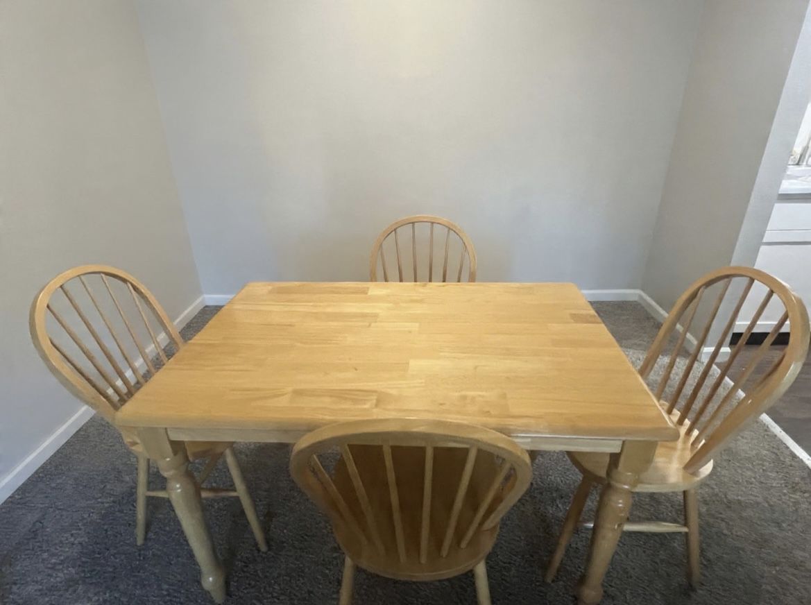 MOVE OUT SALE!! Solid Wood Dining Table + 4 Chairs - Excellent Condition!