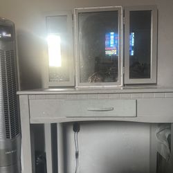 Small Vanity (needs a lil TLC) 