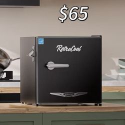 😀 Upstreman 1.7 Cu.Ft Retro Mini Fridge, Low Noise, Energy Saving, Adjustable Thermostat, Single Door, Side Bottle Opener, Metal Handle, Compact Refr