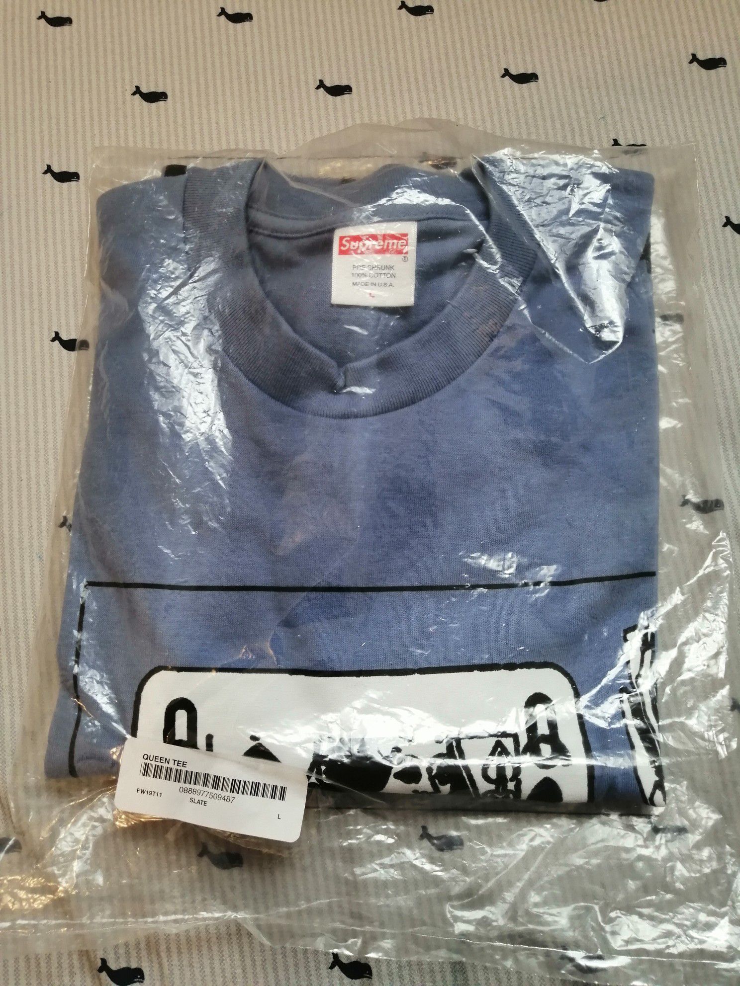 Supreme queen tee and lighter