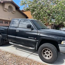 2000 Dodge Ram Laramie V8
