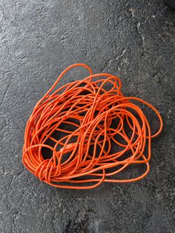100 Foot Extension Cord