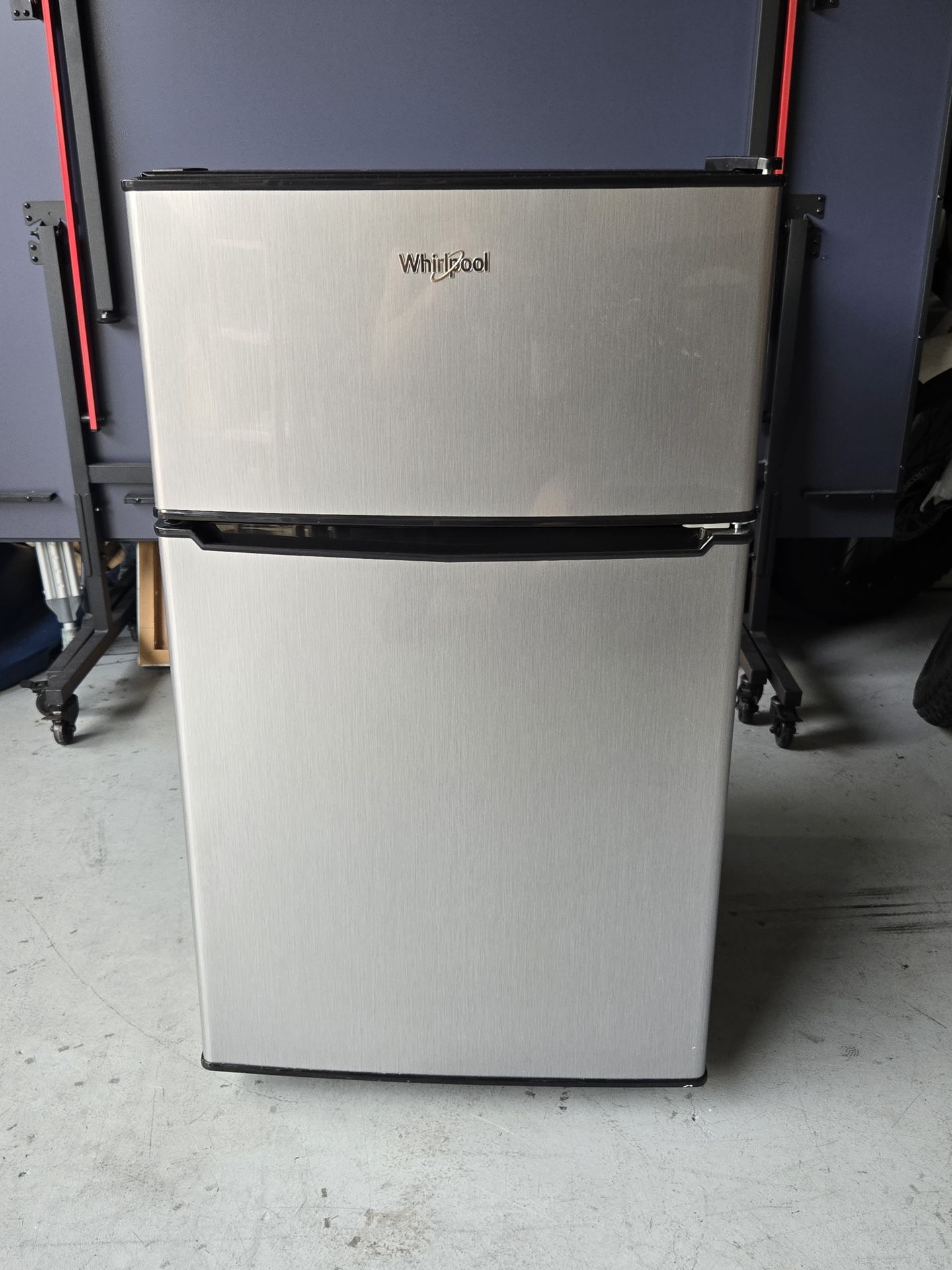 Whirlpool Mini Refrigerator