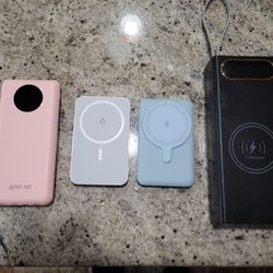 4× Power Banks(35000mAh,10000mAh,5000mAh,5000mAh)