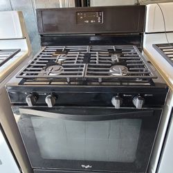 Black Whirlpool Apartment Size 30" Wide 4 Burner Gas Stove 