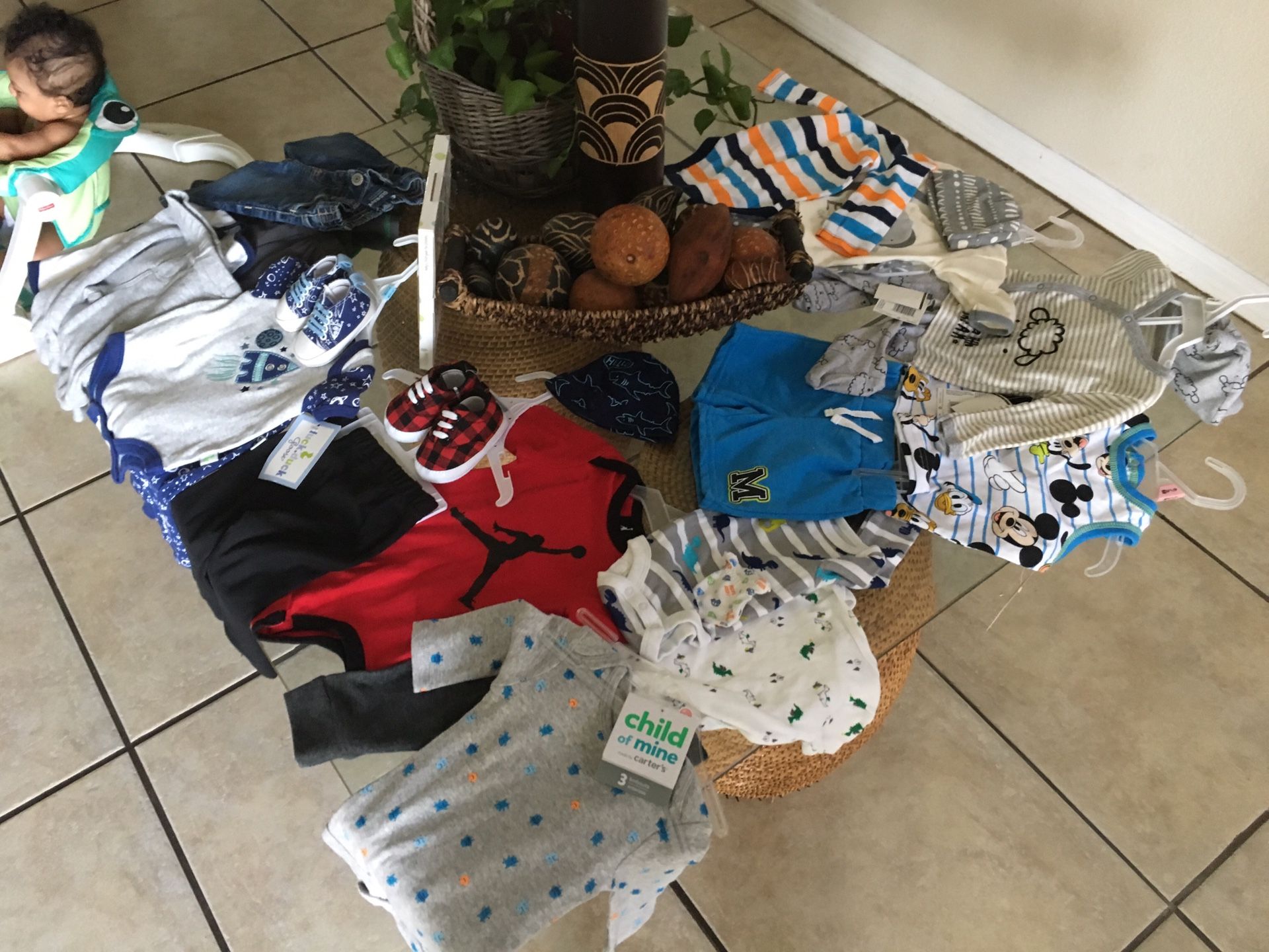 Brand new Baby clothes 0-3 Months