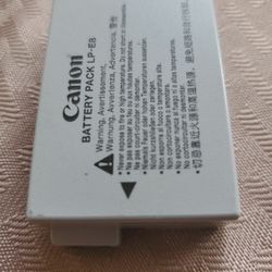 Original Canon Battery LP-E8