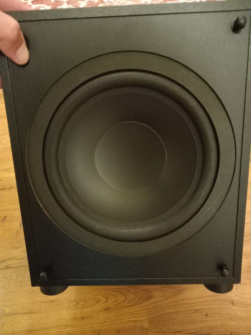 Definitive Technology ProSub 600