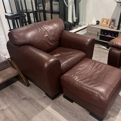 Ponderosa Living Room Set - Leather Chair w/ Ottoman 