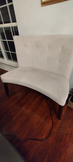 Bench / Small Sofa