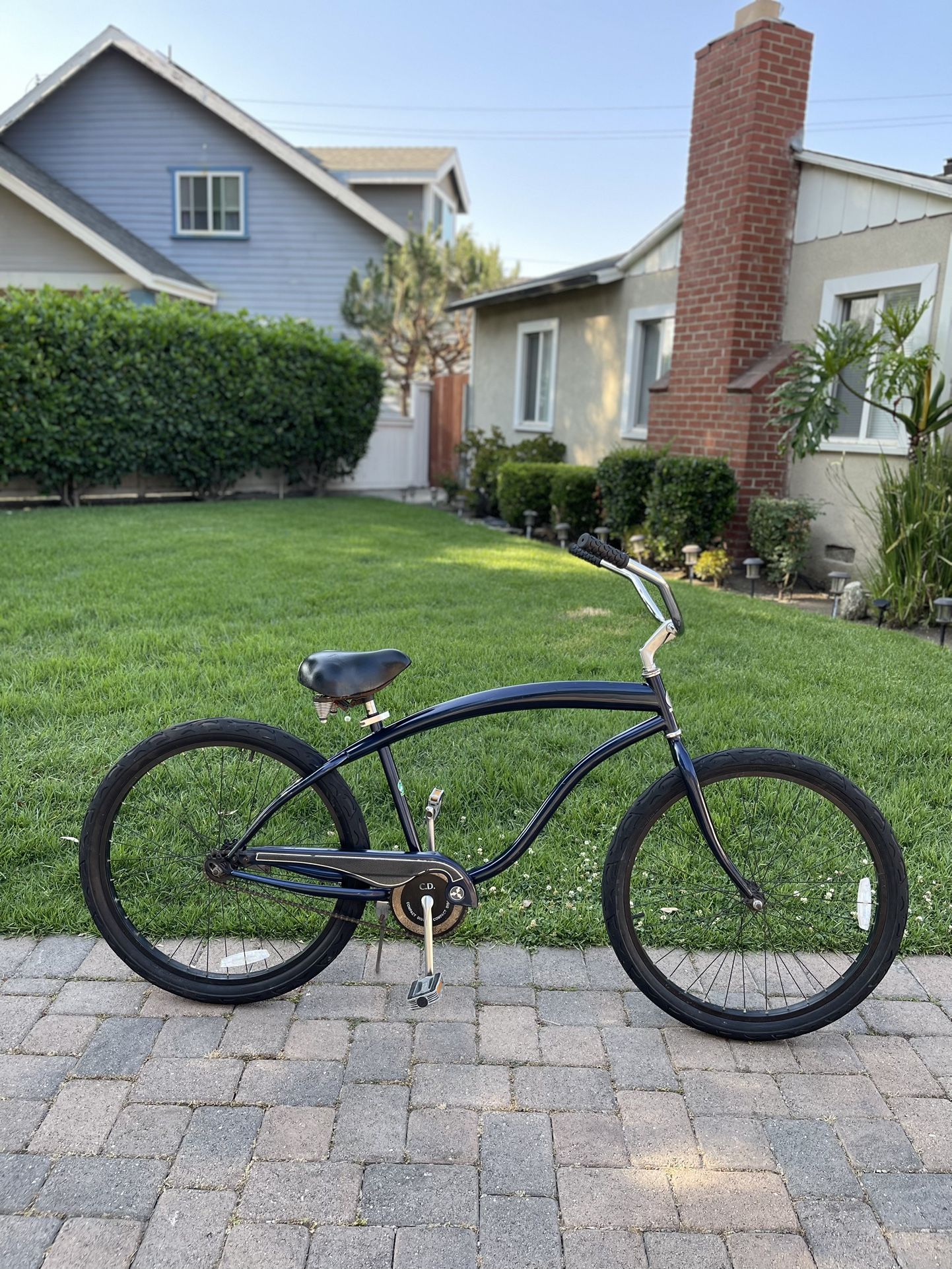 26” men’s beach cruiser bike