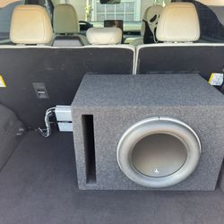 JL W7 Subwoofer 12in With JL Amp