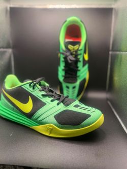 Nike KB Mentality Men's Low Top Athletic Sneakers Green Black Yellow 704942-001