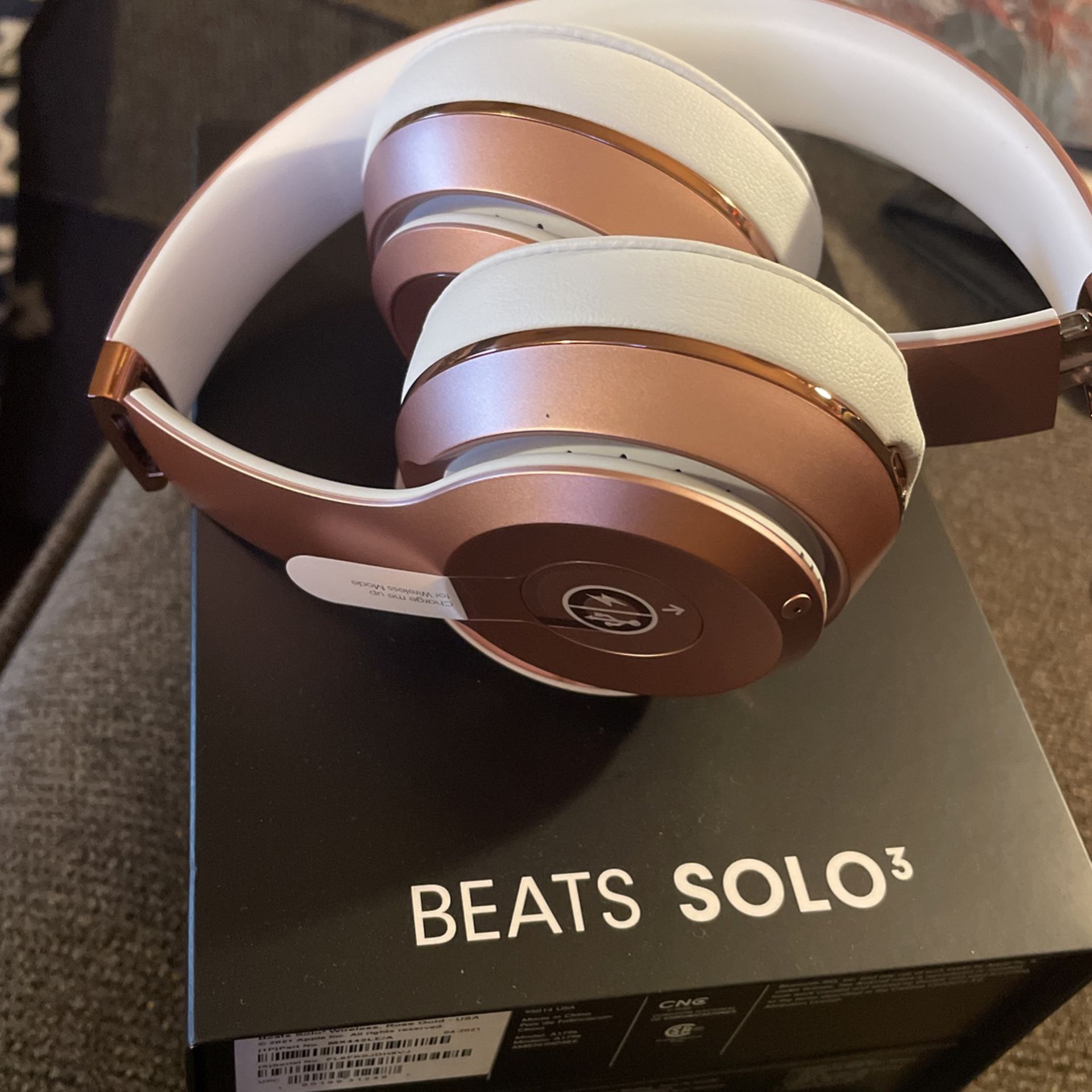 Beats 🎧 Solo 3
