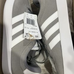 Adidas VL Court 3.0 Size 8 mens BRAND NEW in box