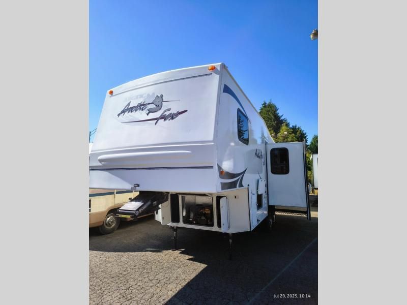 2002 Northwood Arctic Fox 27-5L