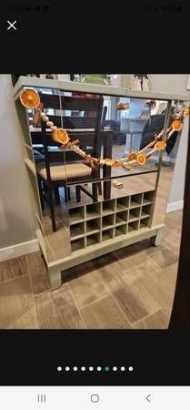 Liquor Bar/Wine Cabinet