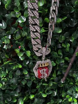 💎 🔥 ICED OUT MOUTH PENDANT & CHAIN SET - 2-FOR-1 DEAL! 🔥 💎
