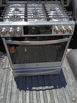 General Electric Gas Stove