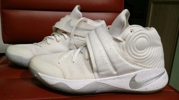Nike Kyrie Erving size 12 for Sale in Lake Worth, FL - OfferUp