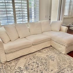 White Harlanda Sleeper Sofa (Queen)