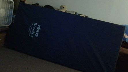 Drive Medical Gravity 7 Pressure-Relief Hospital Mattress – Model 15770