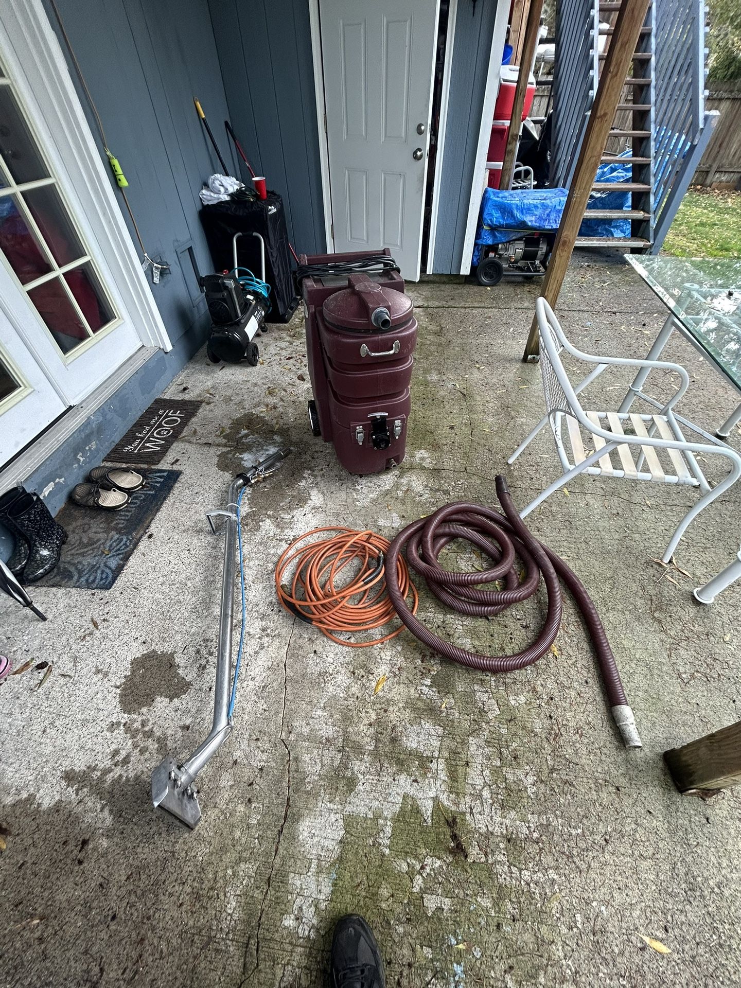 Carpet Extractor