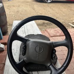 steering wheel 