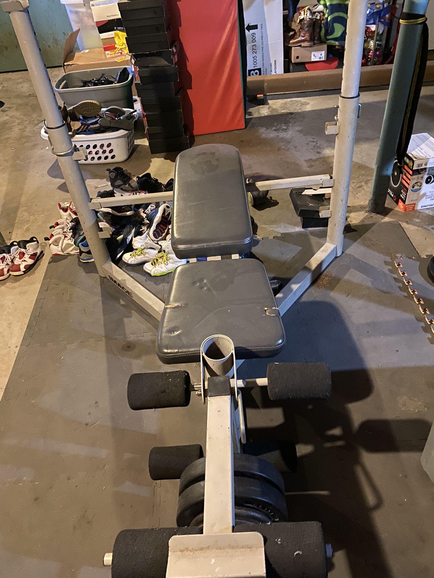 Weight Bench