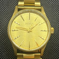 Nixon sentry cheap 38 gold