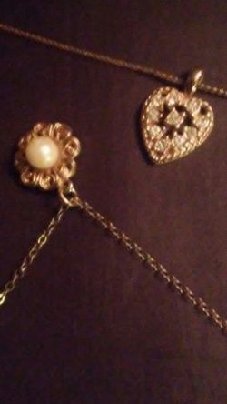 8$ For Both❤️❤️❤️Little Girls 15"Sparkling, Delicate, Flower Shape with faux Pearl and 18" Heart with CZ Stones Necklaces. Both Goldtoned.