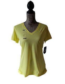 Nike Dri Fit women's yellow short-sleeve activewear v-neck top size M