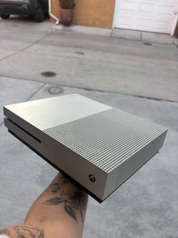Microsoft Xbox One S  Console with 2 controllers