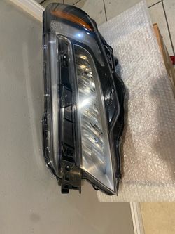 2019-2022 Honda pilot left headlight
