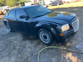 Parts 2007 Chrysler 300 for parts only