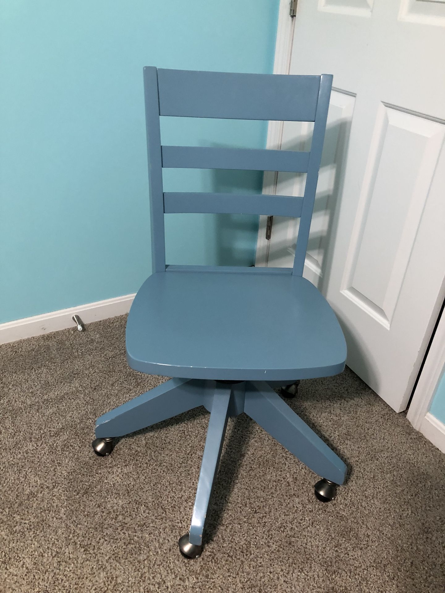 Pottery Barn Teen wood swivel adjustable chair desk office wheels