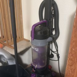 Bissell vaccum Power force helix